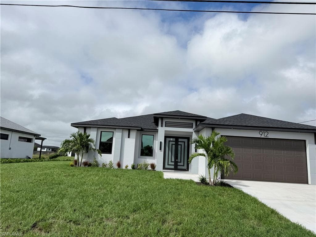 912 14th Ave, Cape Coral, FL 33909-1