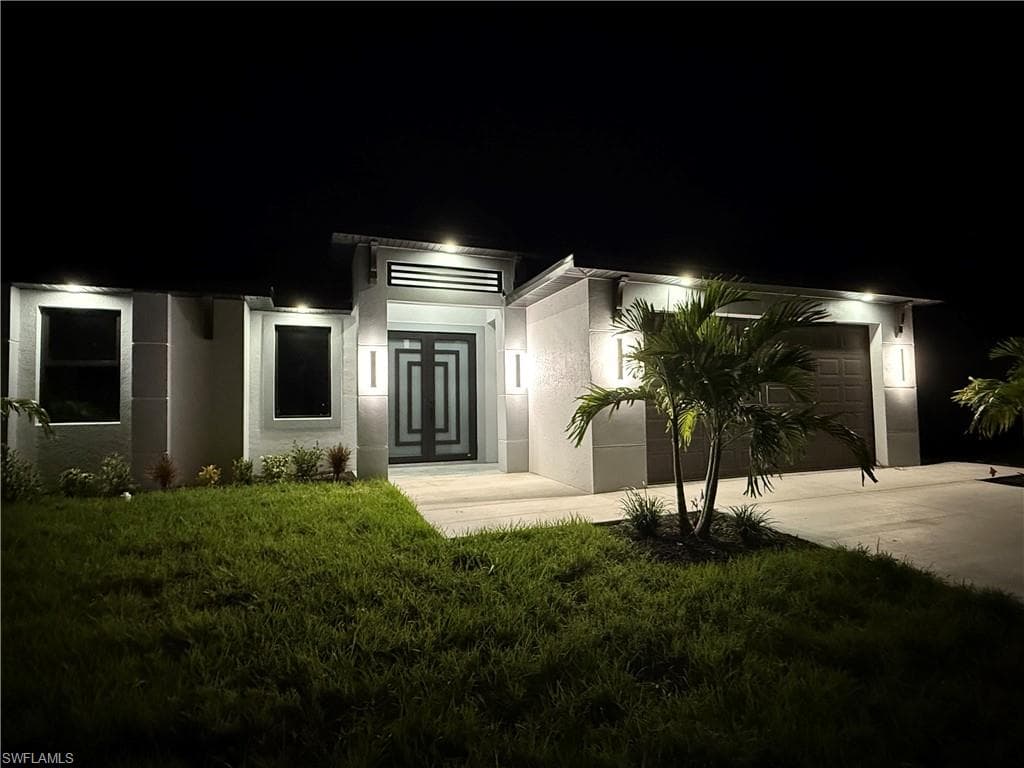 912 14th Ave, Cape Coral, FL 33909-32