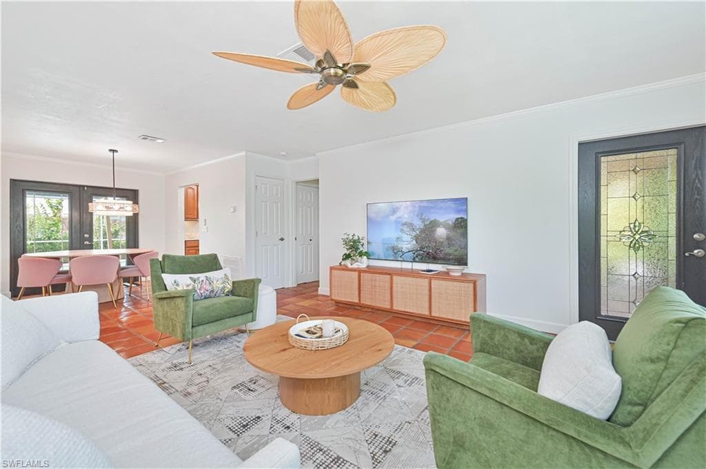 3393 Malaga Way, Naples, FL 34105-10