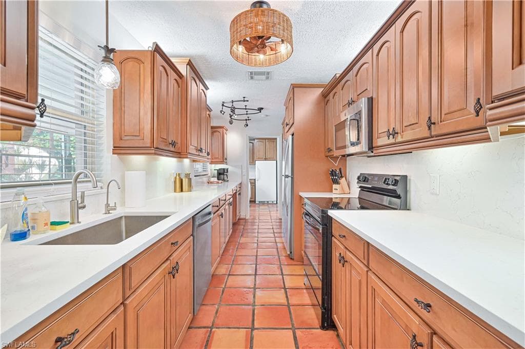 3393 Malaga Way, Naples, FL 34105-13