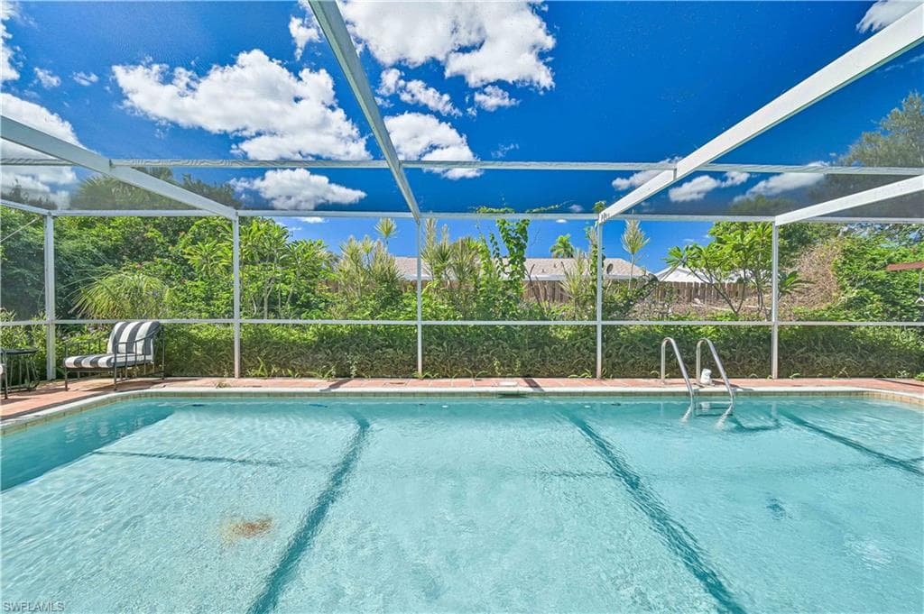 3393 Malaga Way, Naples, FL 34105-30