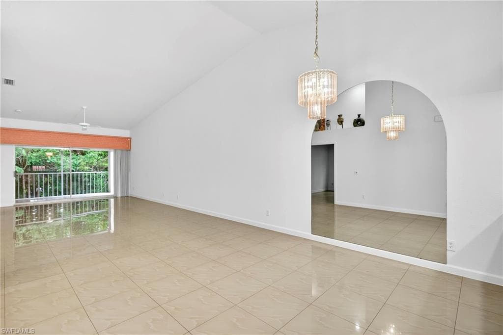 2325 Hidden Lake Dr 3802, Naples, FL 34112-13