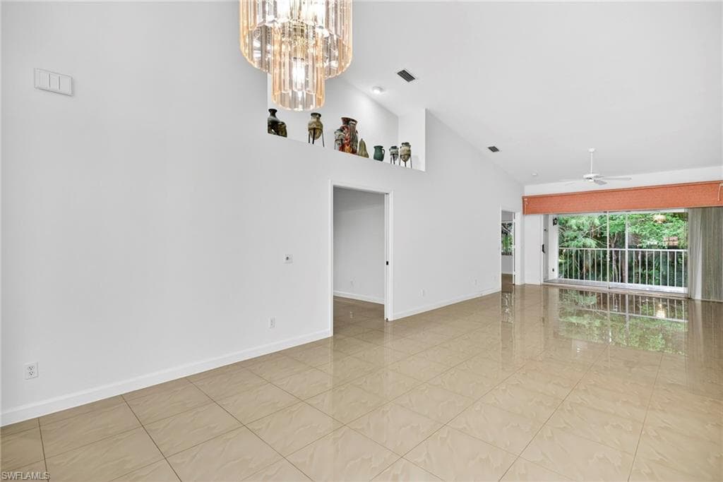 2325 Hidden Lake Dr 3802, Naples, FL 34112-14