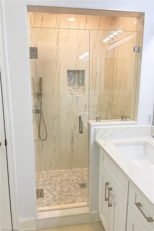 2325 Hidden Lake Dr 3802, Naples, FL 34112-26