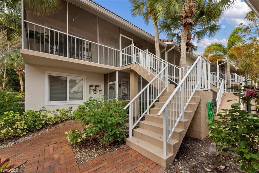 2325 Hidden Lake Dr 3802, Naples, FL 34112-1