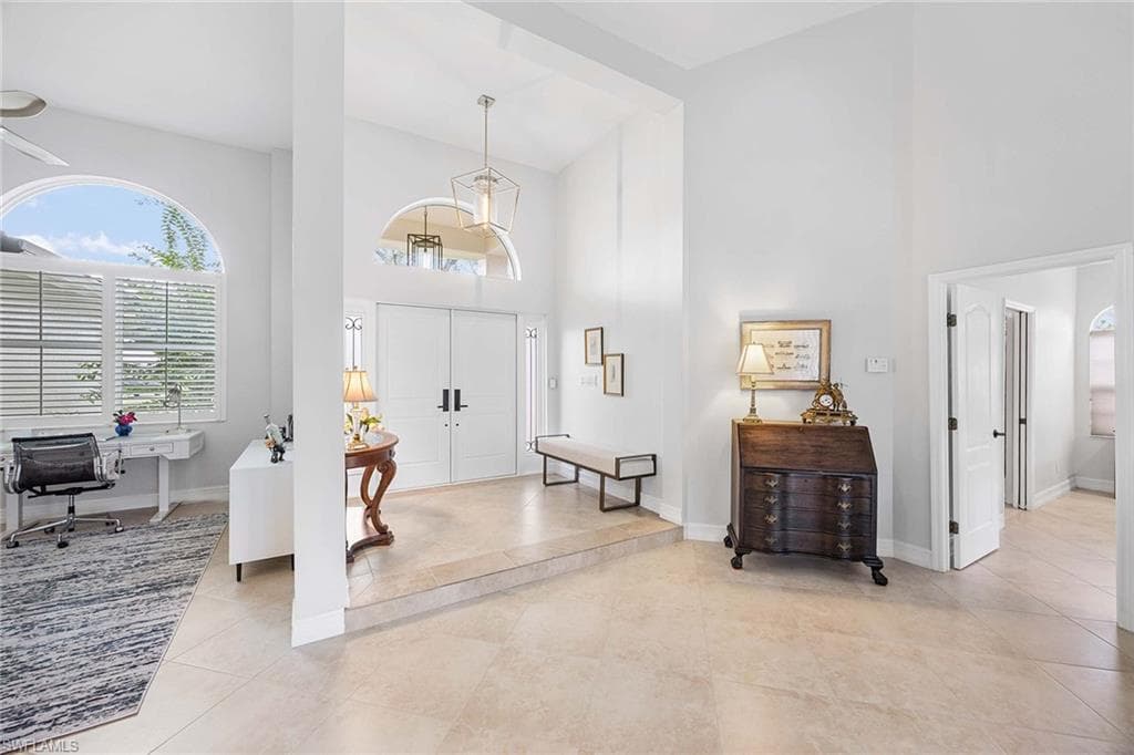 7653 Ponte Verde Way, Naples, FL 34109-9