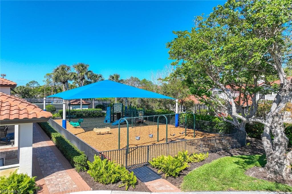 7653 Ponte Verde Way, Naples, FL 34109-44