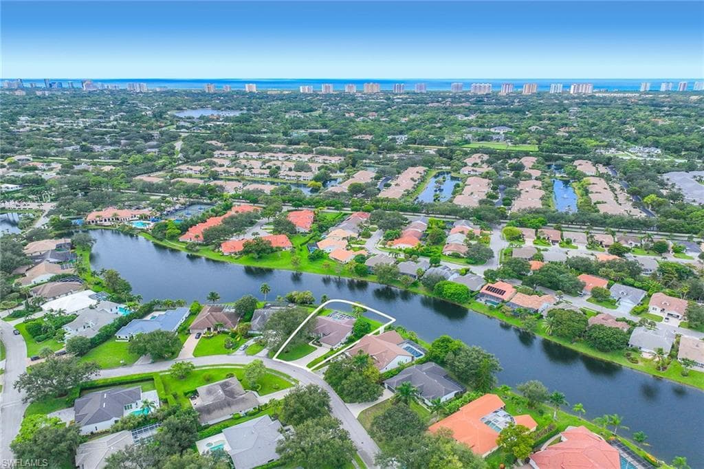 7653 Ponte Verde Way, Naples, FL 34109-4