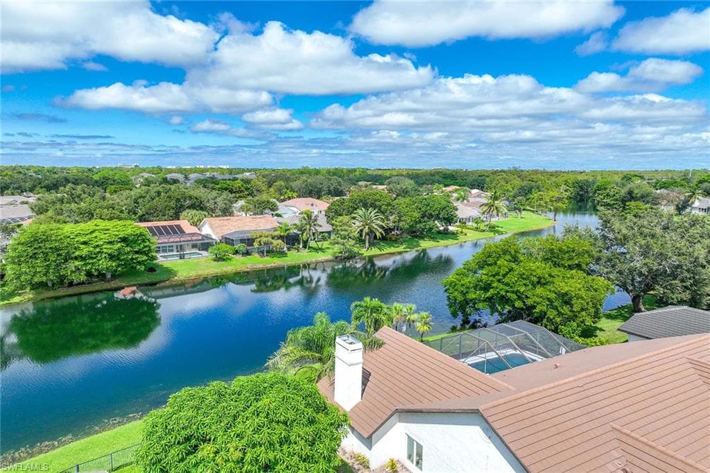 7653 Ponte Verde Way, Naples, FL 34109-7