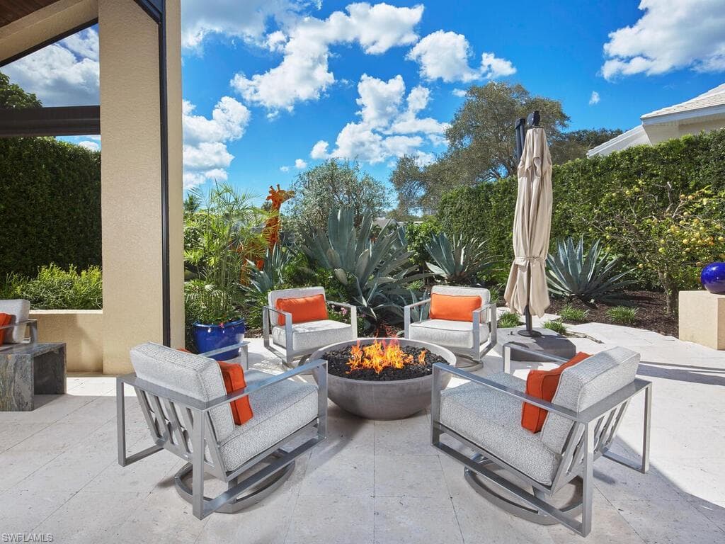 6817 Sand Pointe Cir 4, Naples, FL 34108-22