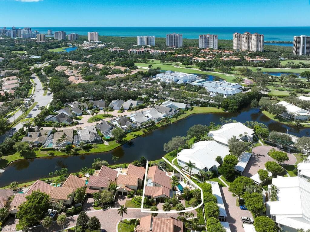 6817 Sand Pointe Cir 4, Naples, FL 34108-30