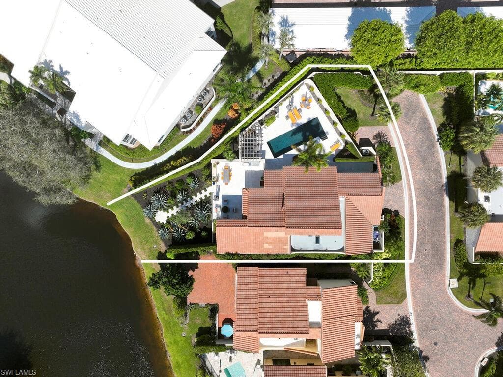 6817 Sand Pointe Cir 4, Naples, FL 34108-31