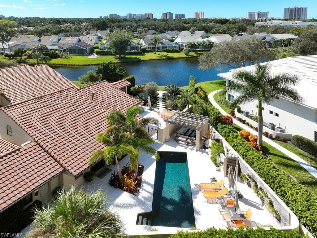 6817 Sand Pointe Cir 4, Naples, FL 34108-4