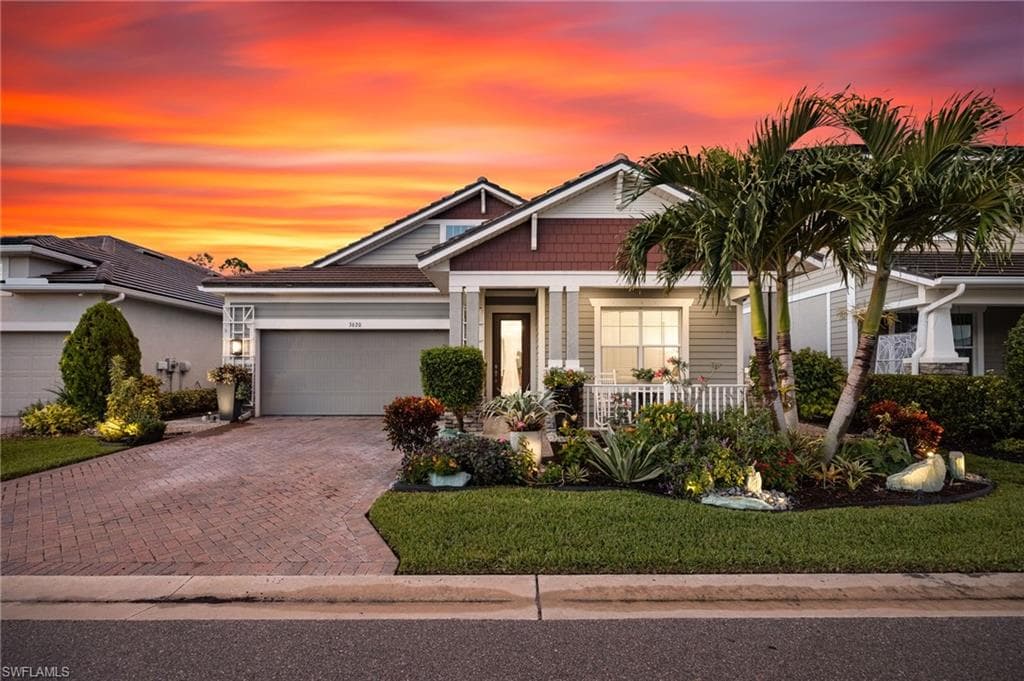 3620 Pilot Cir, Naples, FL 34120-1