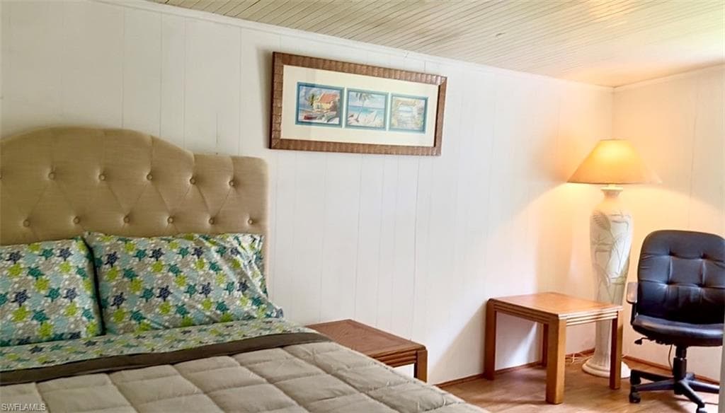 5 Bass Ln 5, Naples, FL 34114-26