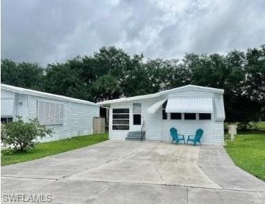 5 Bass Ln 5, Naples, FL 34114-4