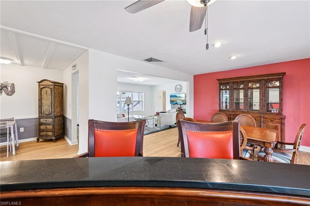 498 Echo Cir, Marco Island, FL 34145-11