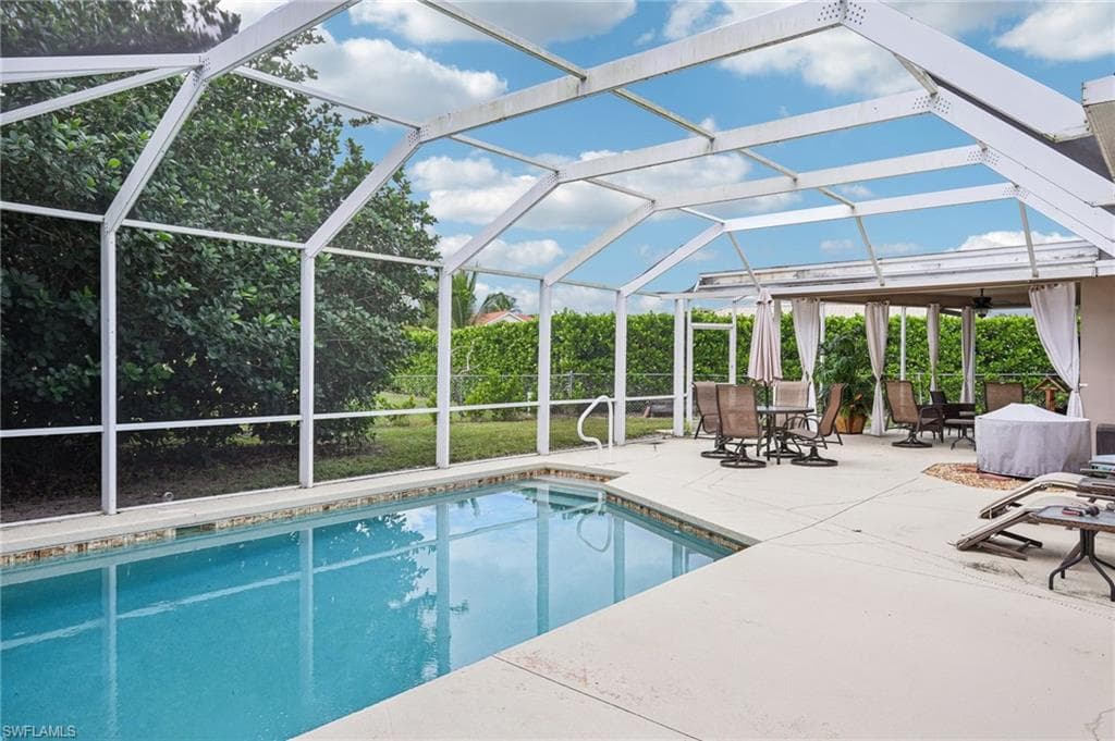 498 Echo Cir, Marco Island, FL 34145-23
