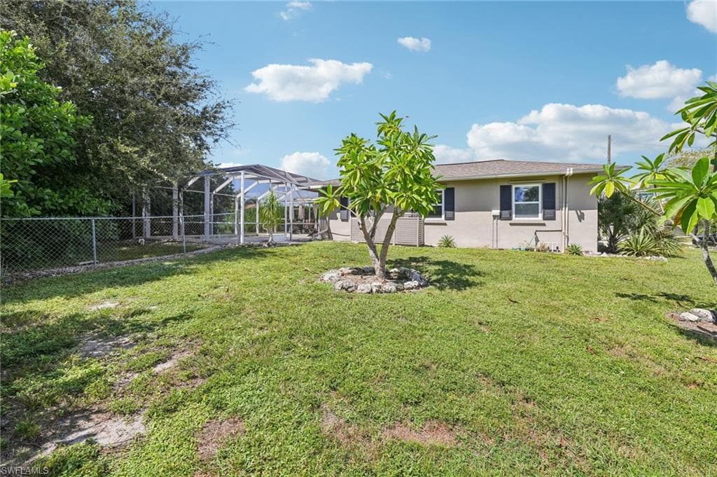 498 Echo Cir, Marco Island, FL 34145-28