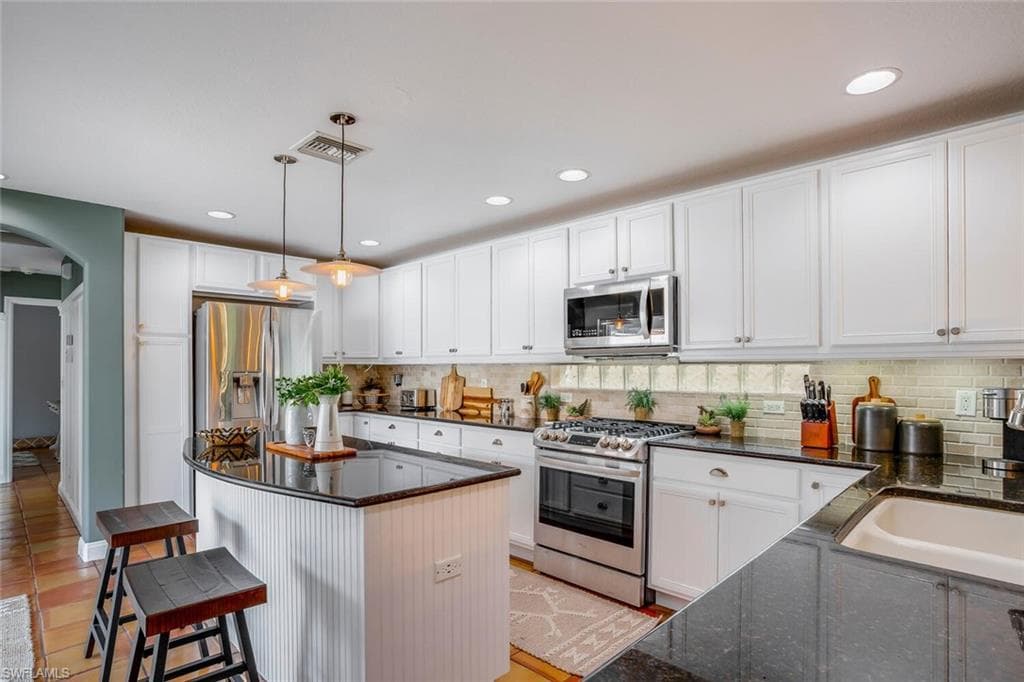 9101 Astonia Way, Estero, FL 33967-12