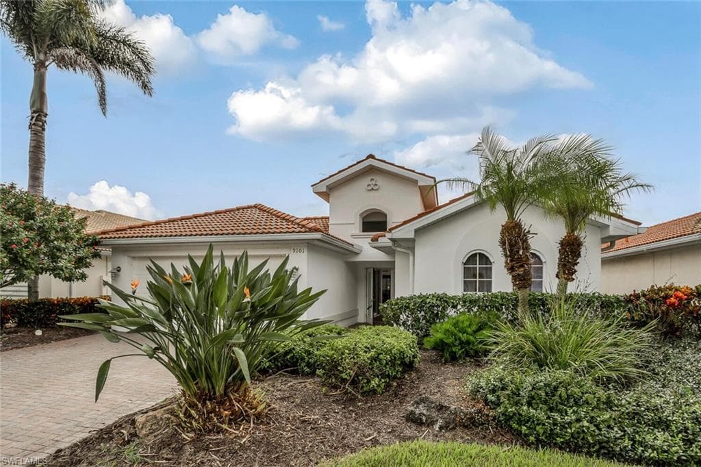 9101 Astonia Way, Estero, FL 33967-2