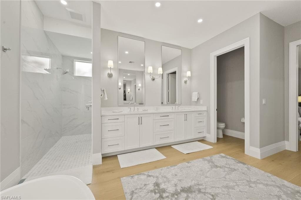 6689 Mill Run Cir, Naples, FL 34109-23