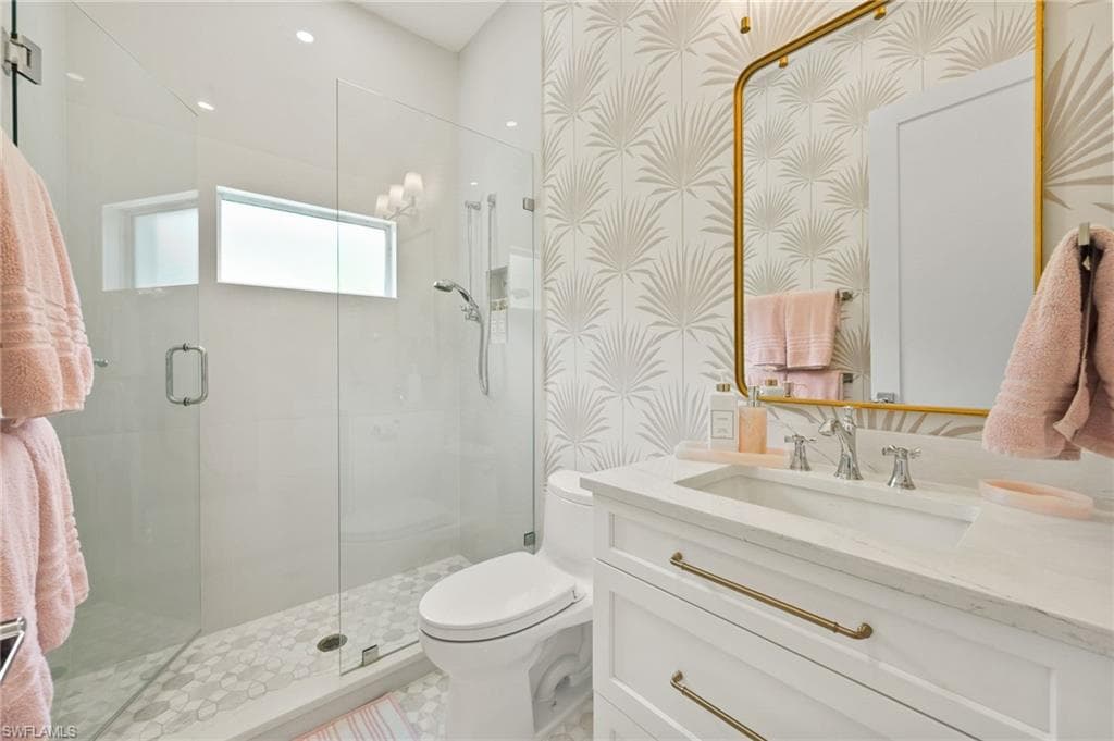 6689 Mill Run Cir, Naples, FL 34109-31