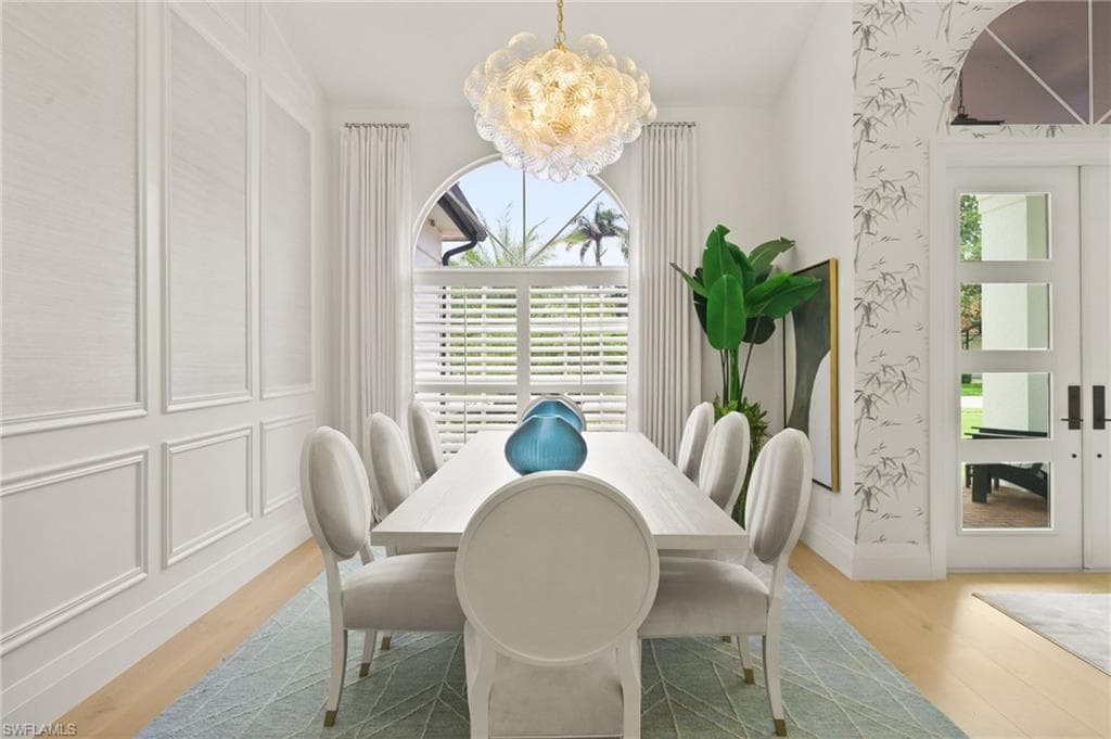 6689 Mill Run Cir, Naples, FL 34109-6