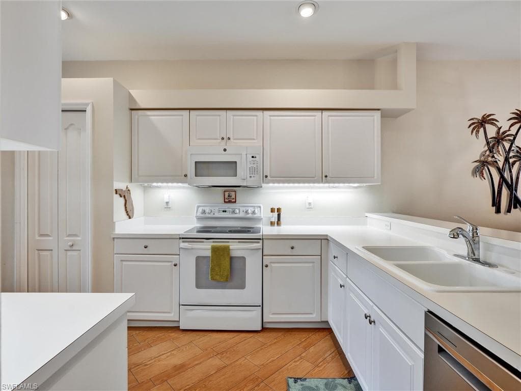 21509 Knighton Run, Estero, FL 33928-5