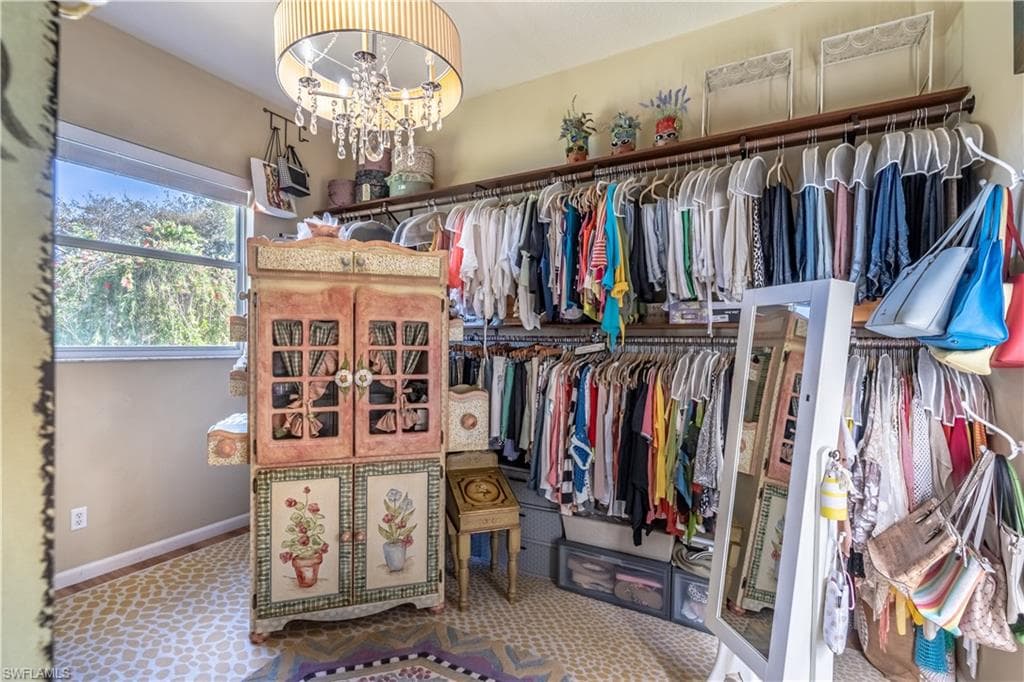 834 Coldstream Ct, Naples, FL 34104-16