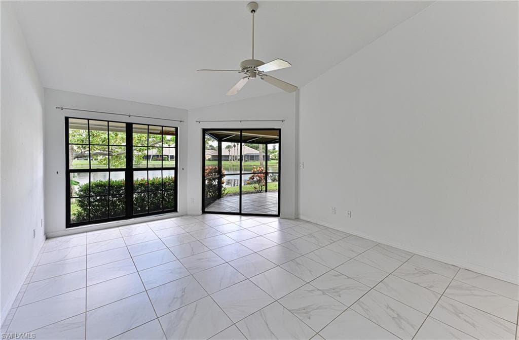 1310 Park Lake Dr 31r, Naples, FL 34110-15