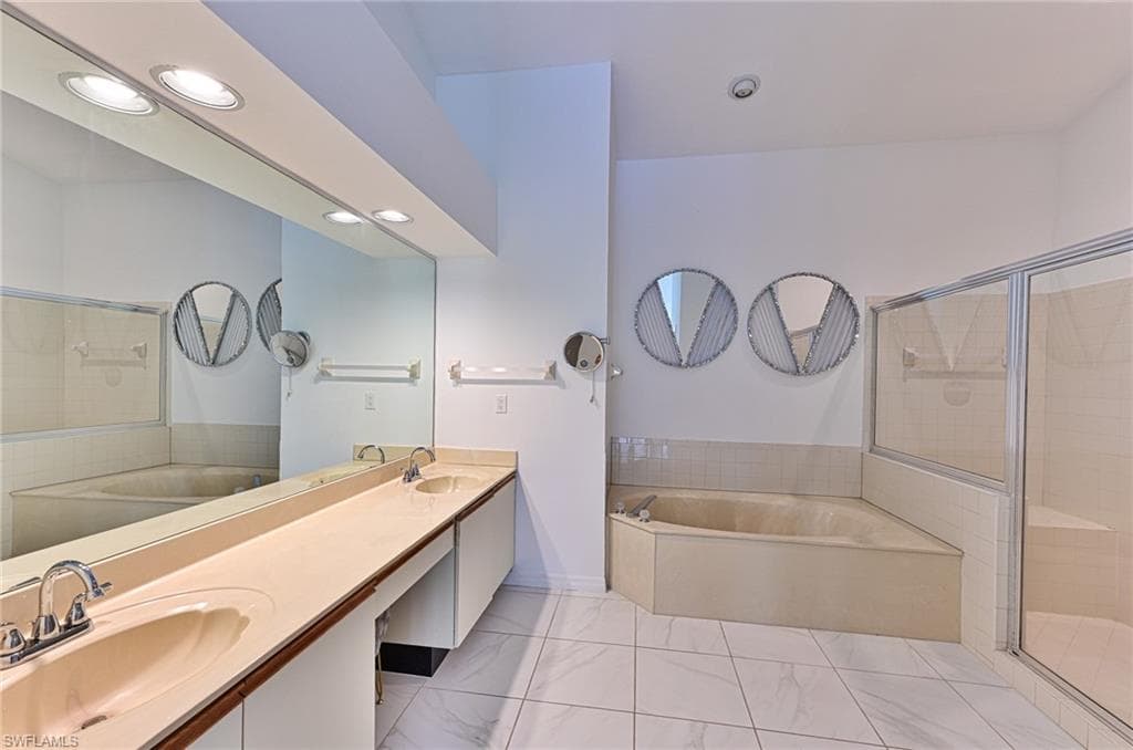 1310 Park Lake Dr 31r, Naples, FL 34110-16