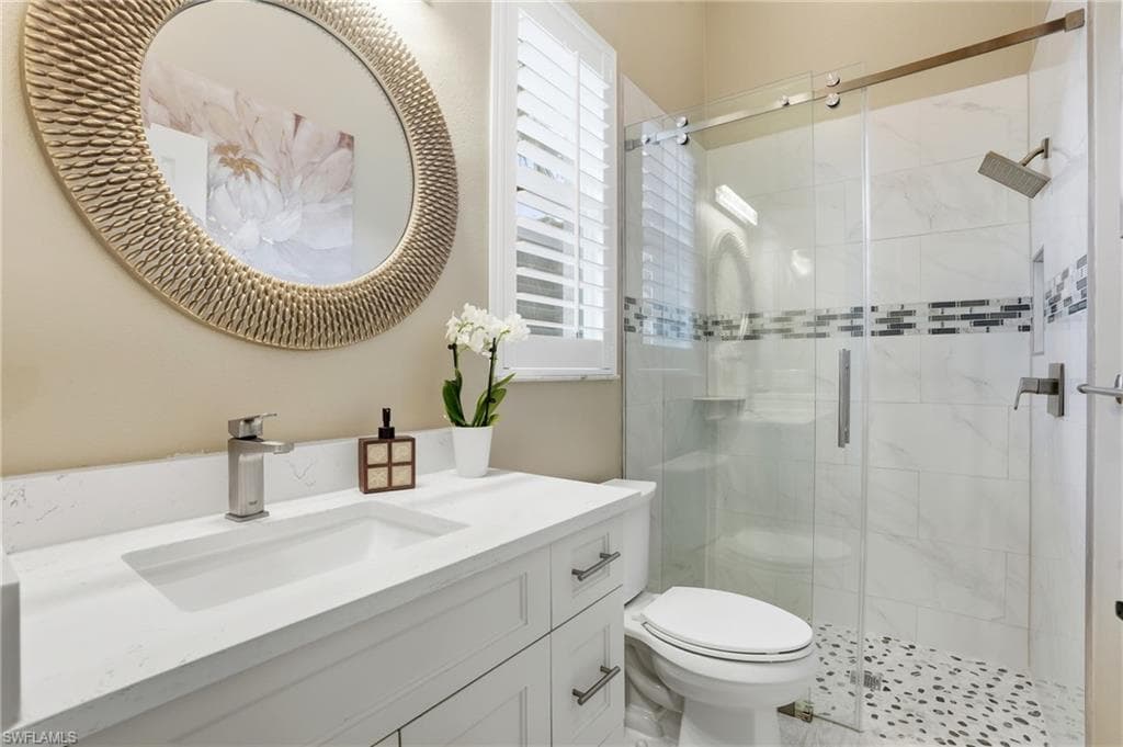 1676 Manchester Ct, Naples, FL 34109-24