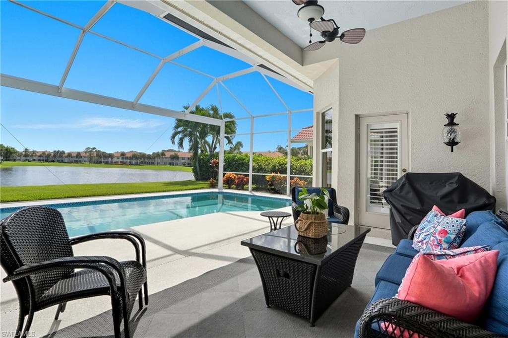 1676 Manchester Ct, Naples, FL 34109-30