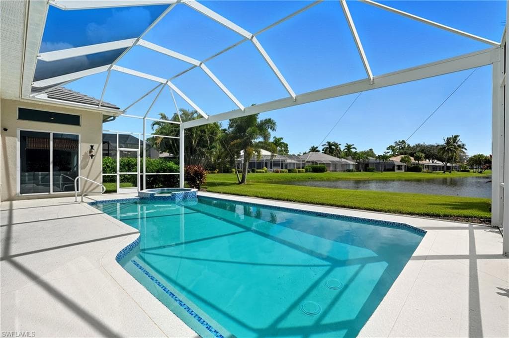 1676 Manchester Ct, Naples, FL 34109-31
