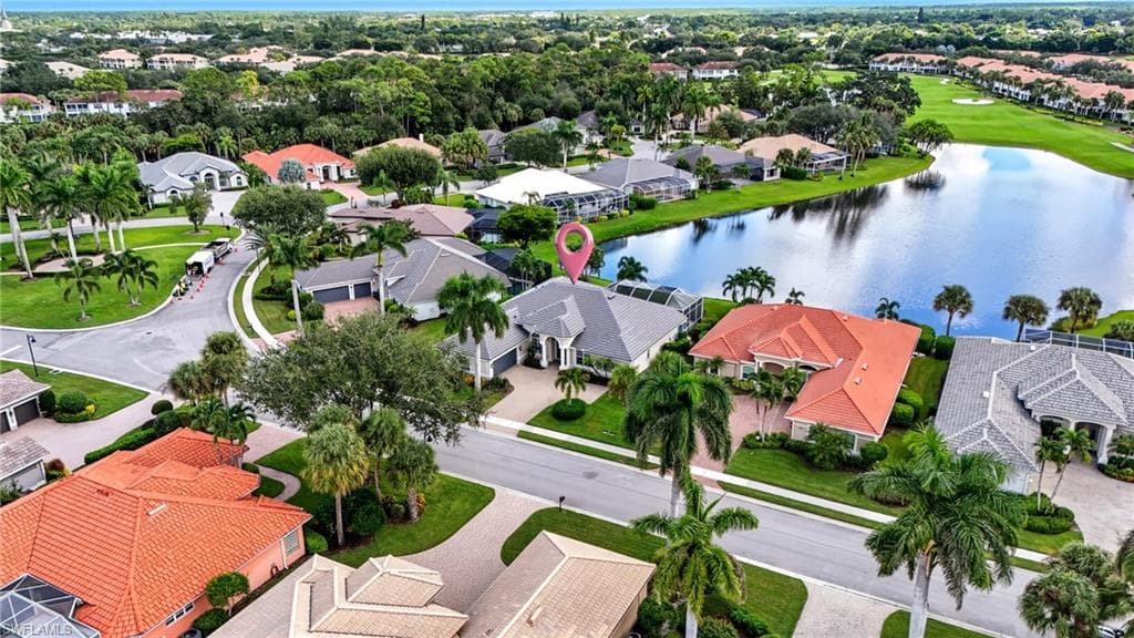 1676 Manchester Ct, Naples, FL 34109-2