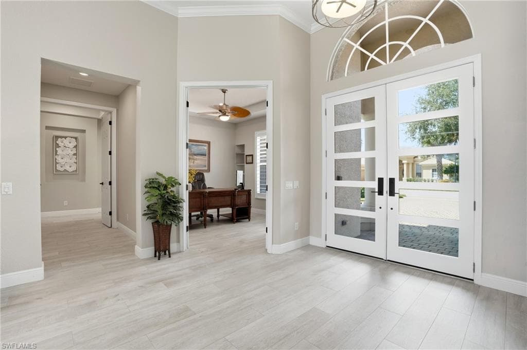 1676 Manchester Ct, Naples, FL 34109-7