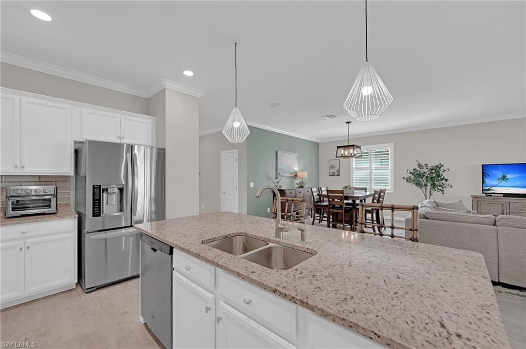 19396 Elston Way, Estero, FL 33928-8