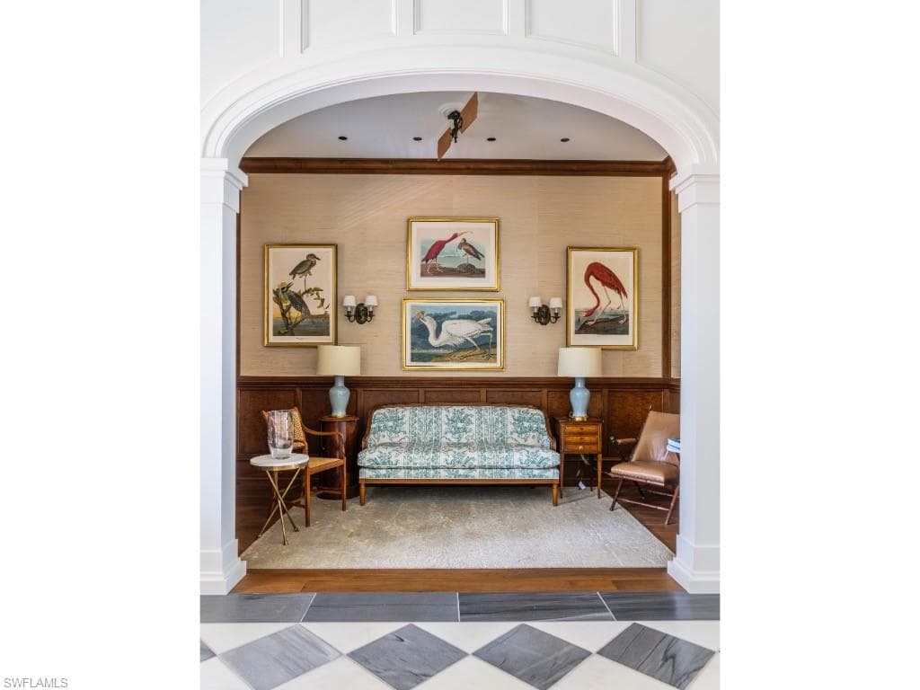 4296 Cutlass Ln, Naples, FL 34102-9