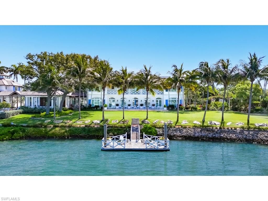 4296 Cutlass Ln, Naples, FL 34102-35