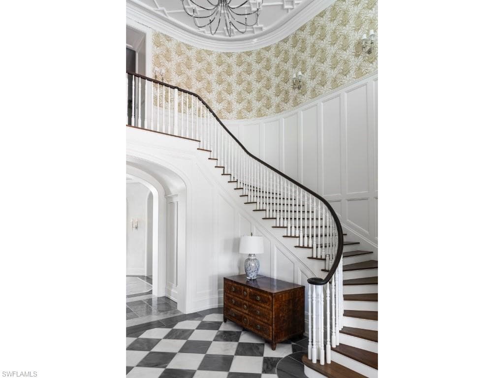 4296 Cutlass Ln, Naples, FL 34102-7