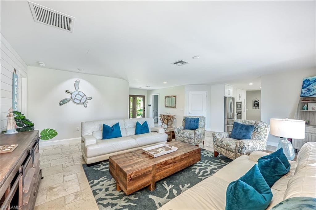 581 Spinnaker Dr, Marco Island, FL 34145-12