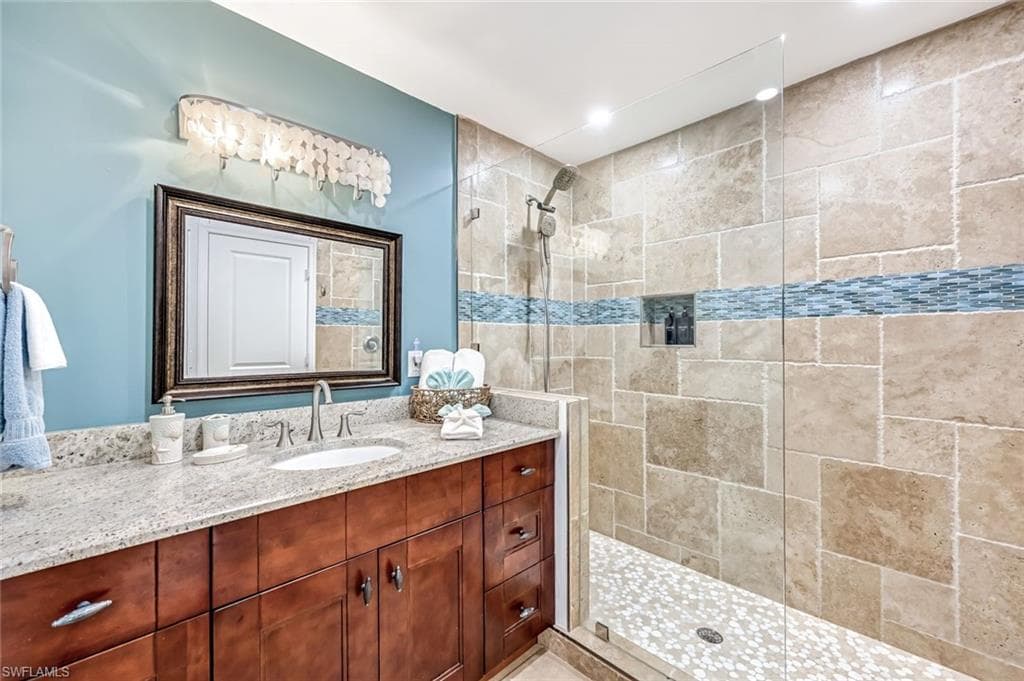 581 Spinnaker Dr, Marco Island, FL 34145-23