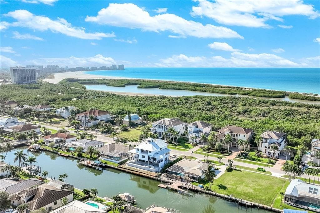 581 Spinnaker Dr, Marco Island, FL 34145-2