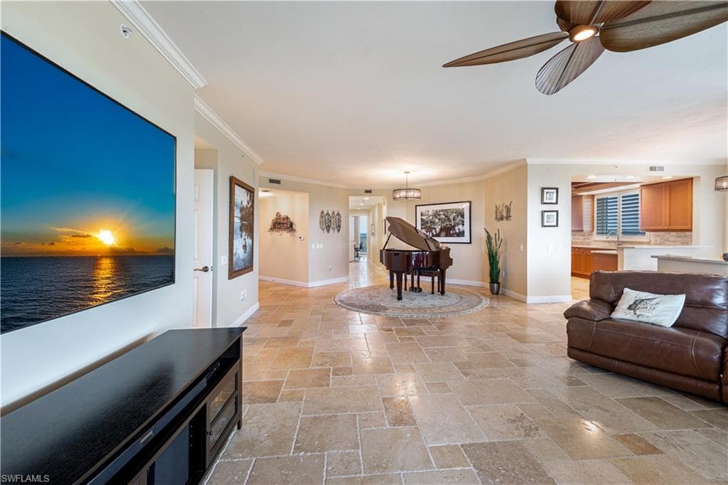 455 Cove Tower Dr 1101, Naples, FL 34110-11