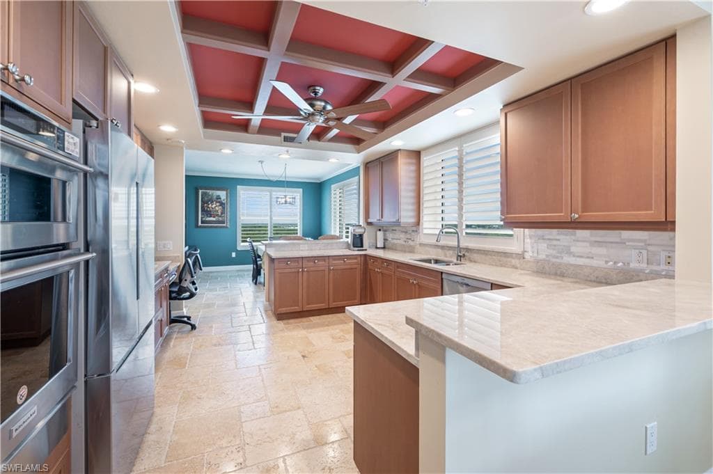 455 Cove Tower Dr 1101, Naples, FL 34110-13