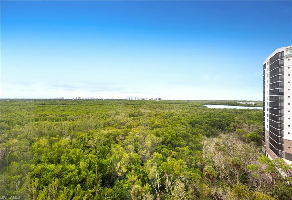 455 Cove Tower Dr 1101, Naples, FL 34110-30