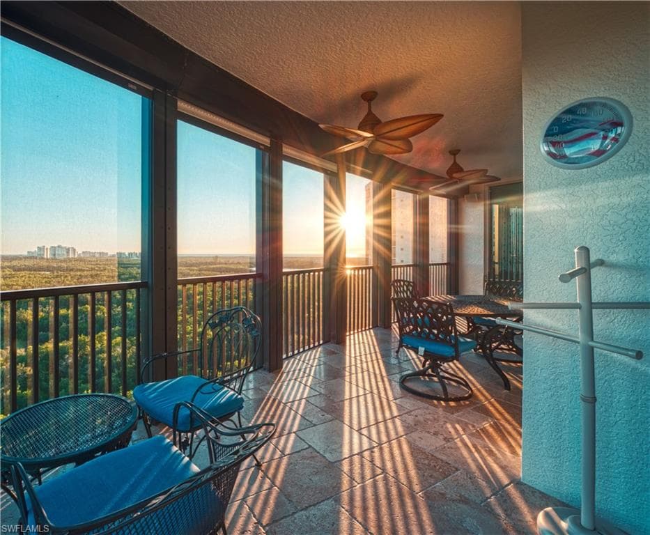455 Cove Tower Dr 1101, Naples, FL 34110-33