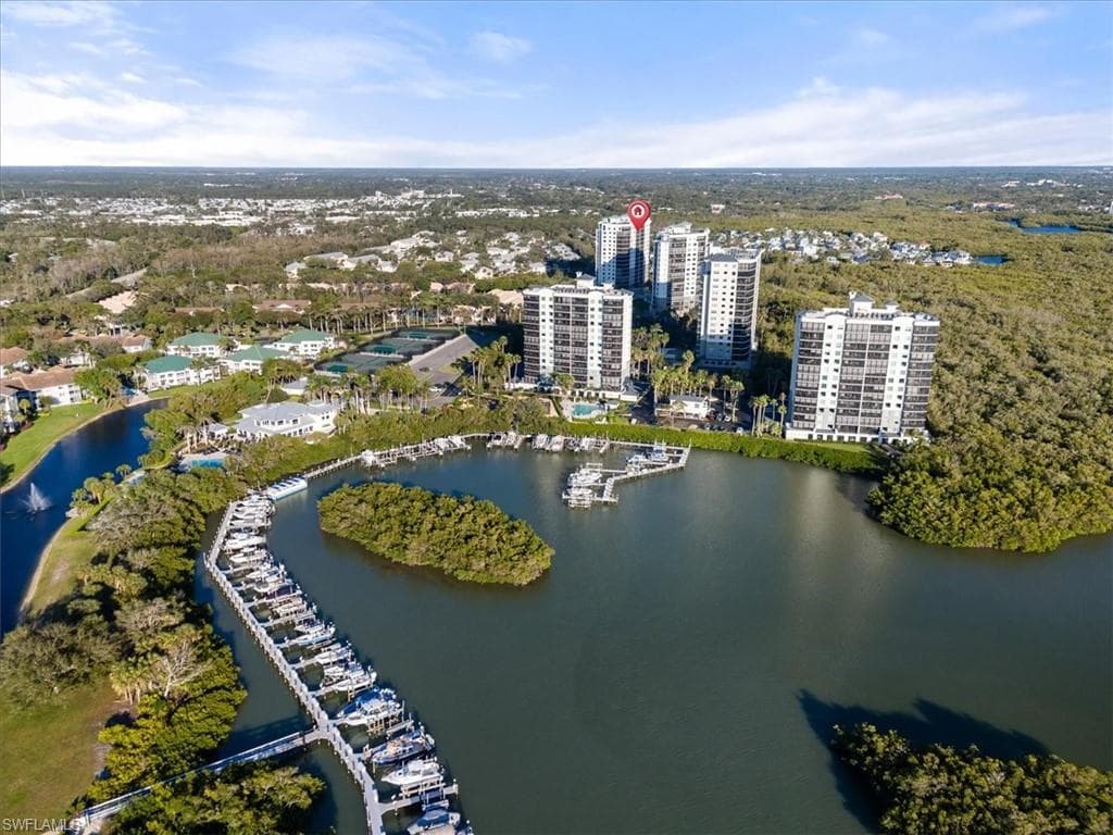 455 Cove Tower Dr 1101, Naples, FL 34110-46