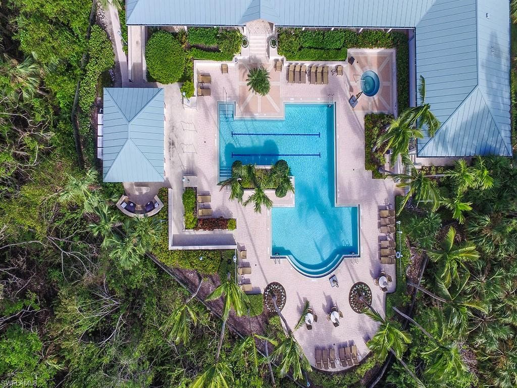 455 Cove Tower Dr 1101, Naples, FL 34110-47